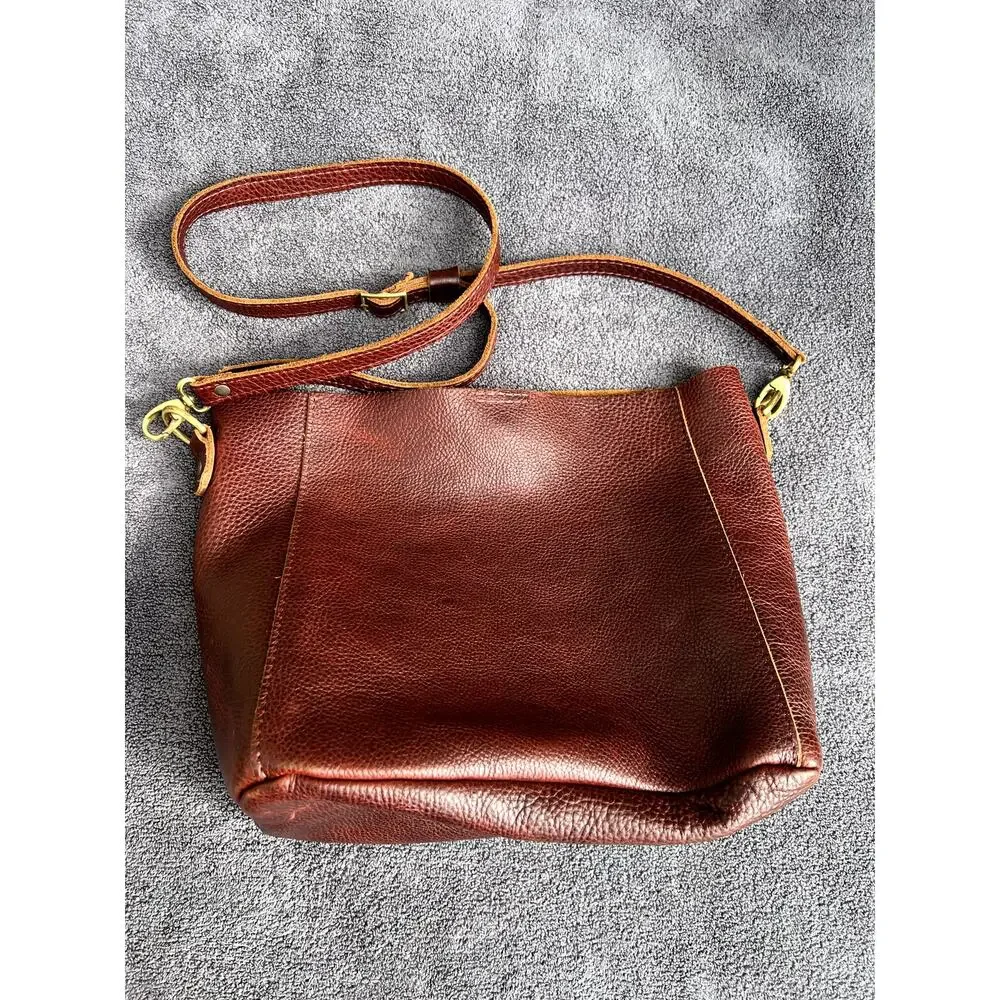 portland leather goods excellent new